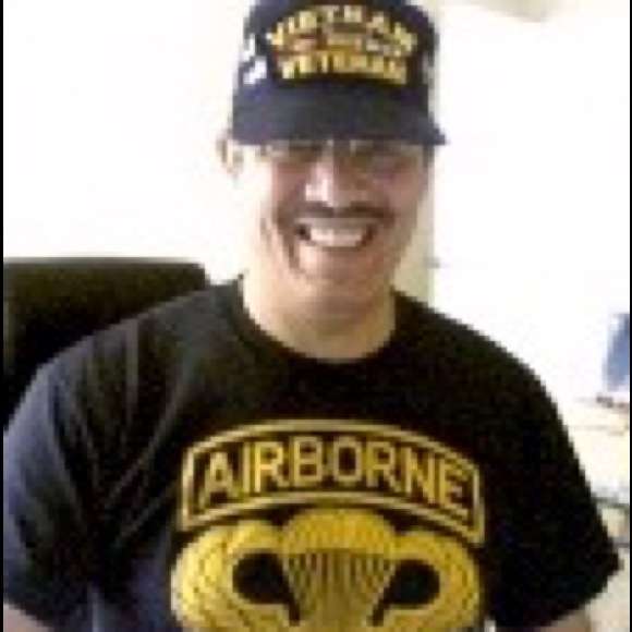 Meet your Posher, Irving - Picture 1 of 1